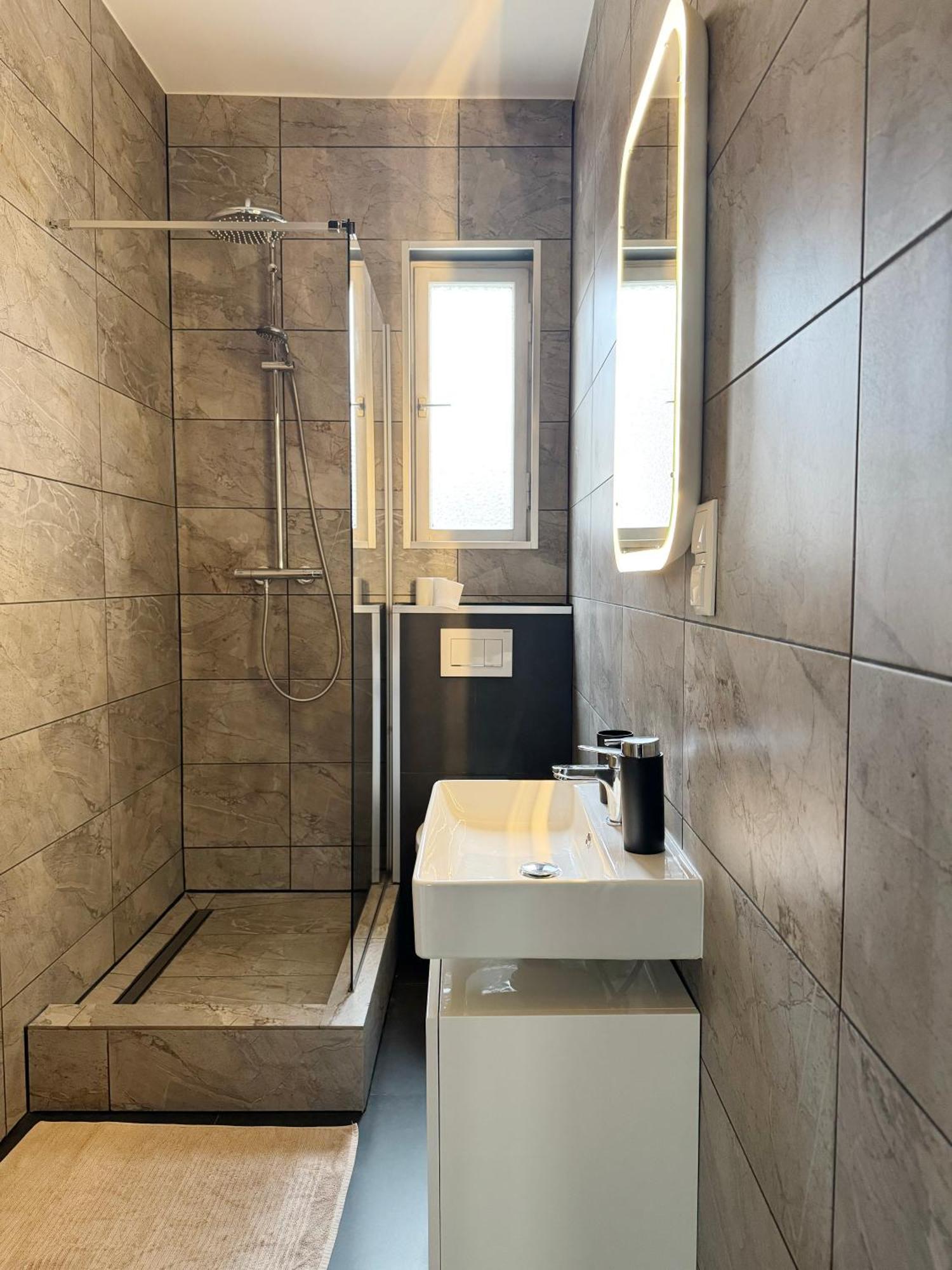Huge Apartment With Sauna And Free Parking Duisburg Exterior foto